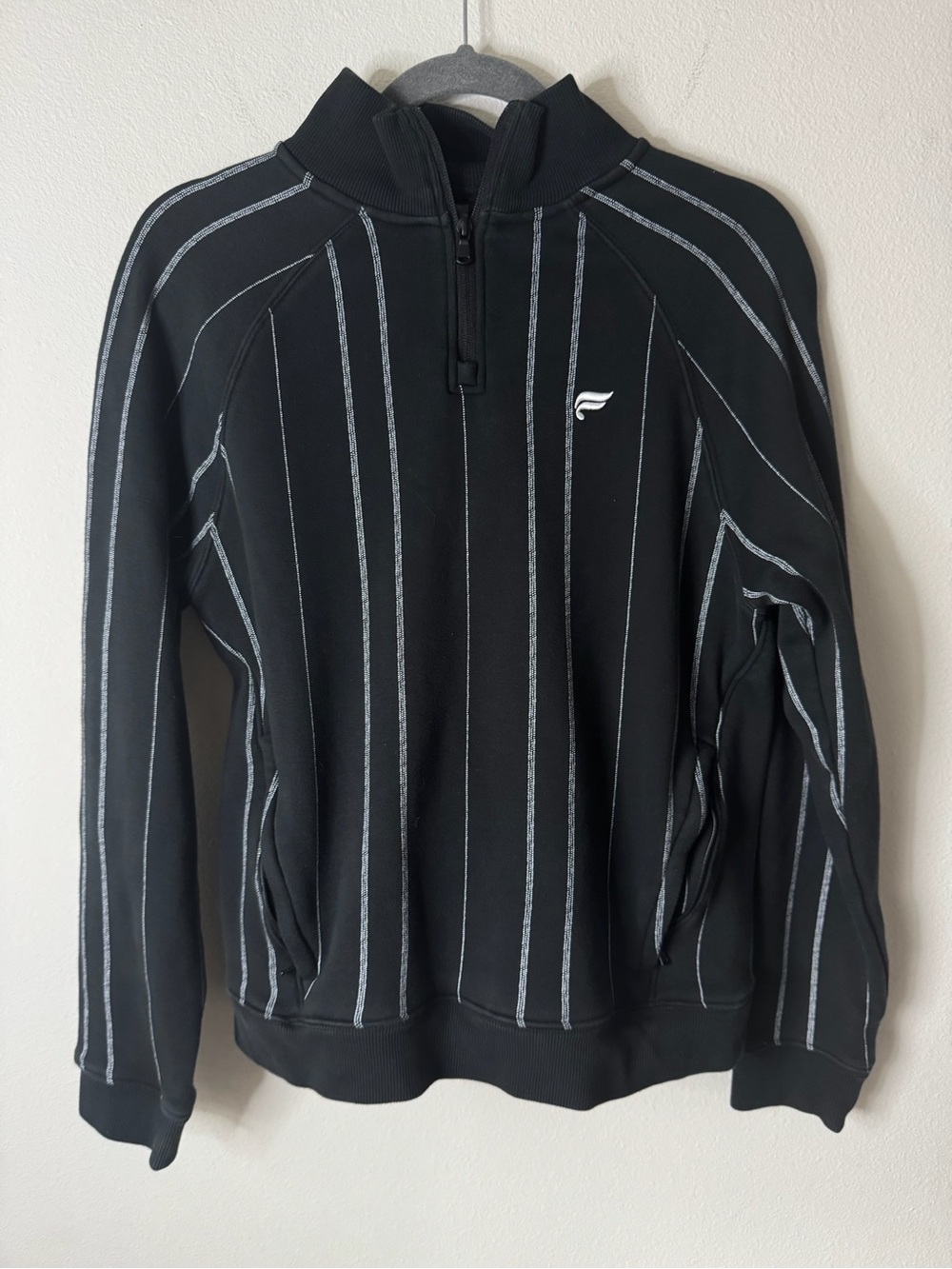 Fabletics The Go-To‎ 1/4 Zip Pullover Men's XS Gray Quarter Zip